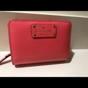 Kate Spade wallet♠️